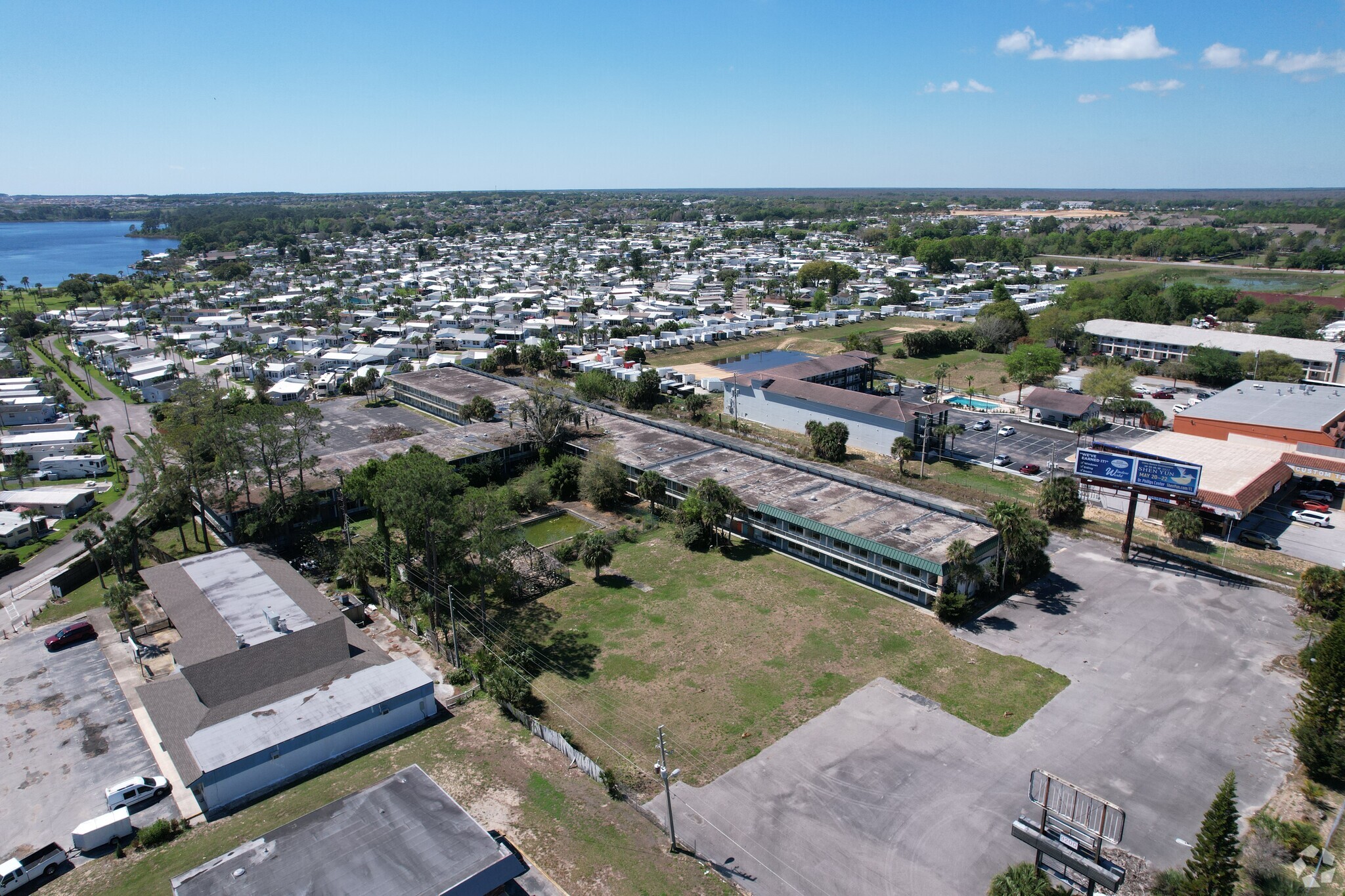 Hotel for Sale in Clermont Florida 34714